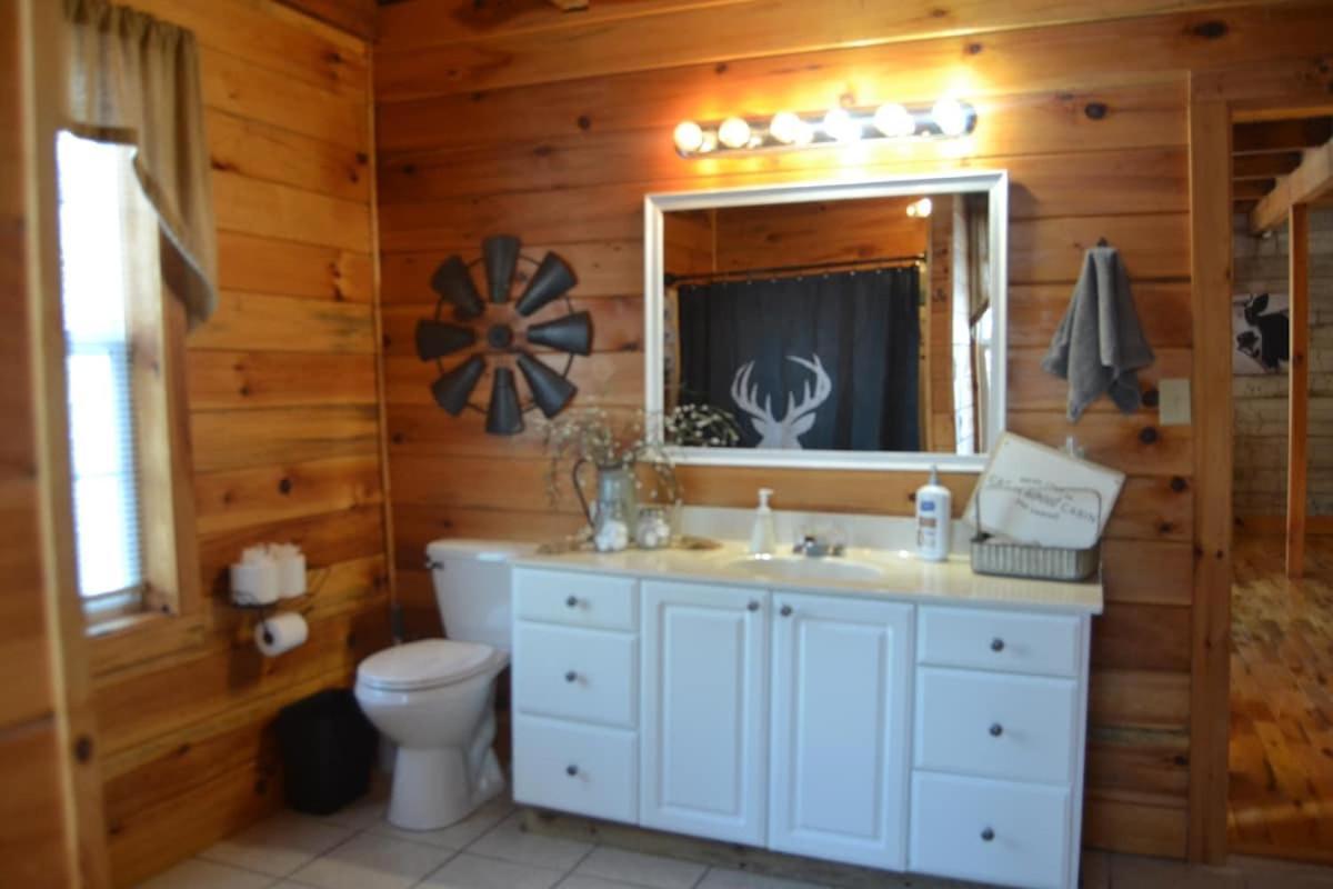 The Willow, Secluded And Cozy Country Holiday home *