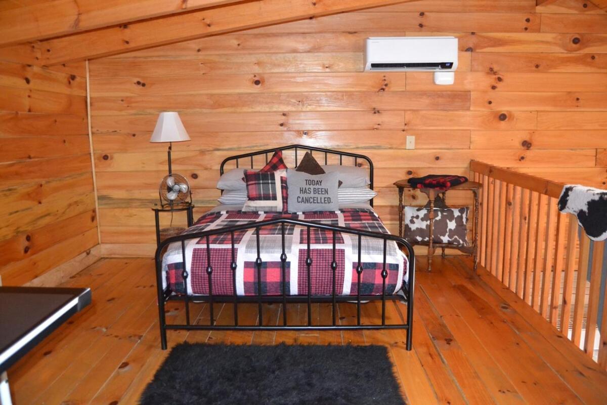 Holiday home The Willow, Secluded And Cozy Country